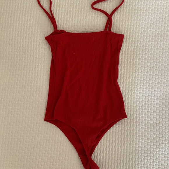 Brandy Melville Bodysuit - Picture 4 of 4